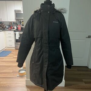 Columbia Women's Black Ski Jacket